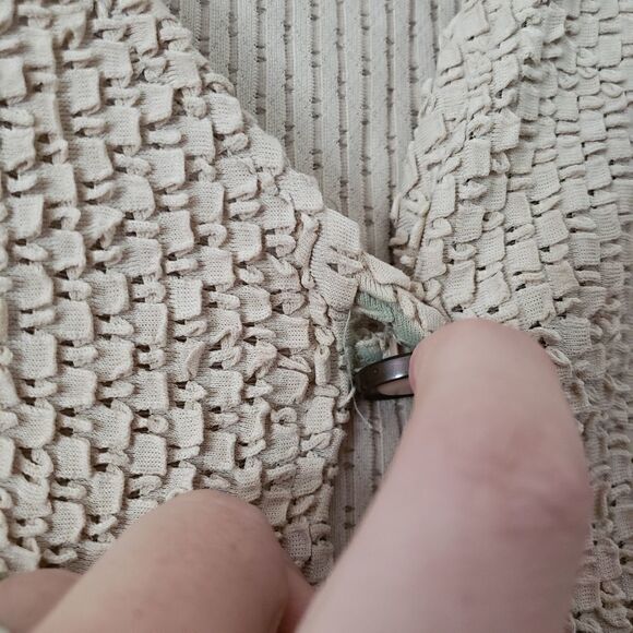 Vintage Cropped Cardigan Cream 12p - Picture 3 of 5